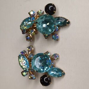 Vintage 50s Blue AB Crystal Clip-on Earrings Rhinestone Lava Glass Pat Pend